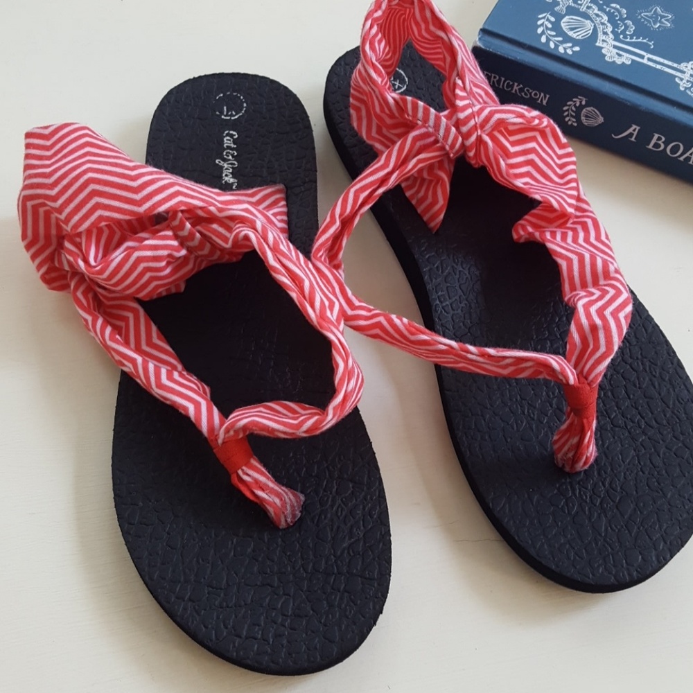 Sandals - Picture 3 of 4